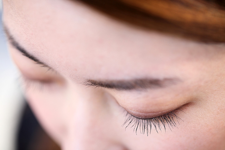 アイテープや二重ノリの使用によるリスク