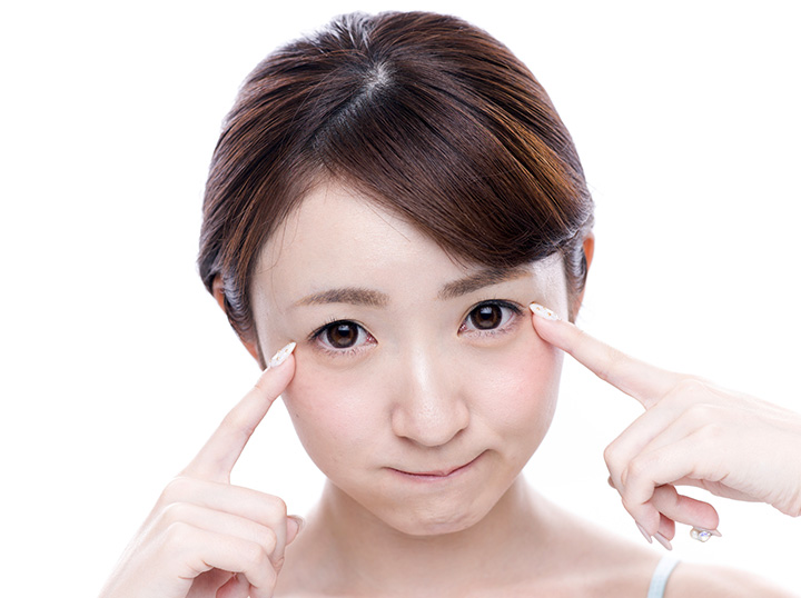 マッサージやトレーニングで二重瞼を目指すデメリット
