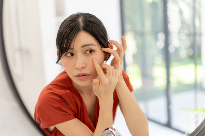 腫れの強さで埋没によって作った二重幅が変わる